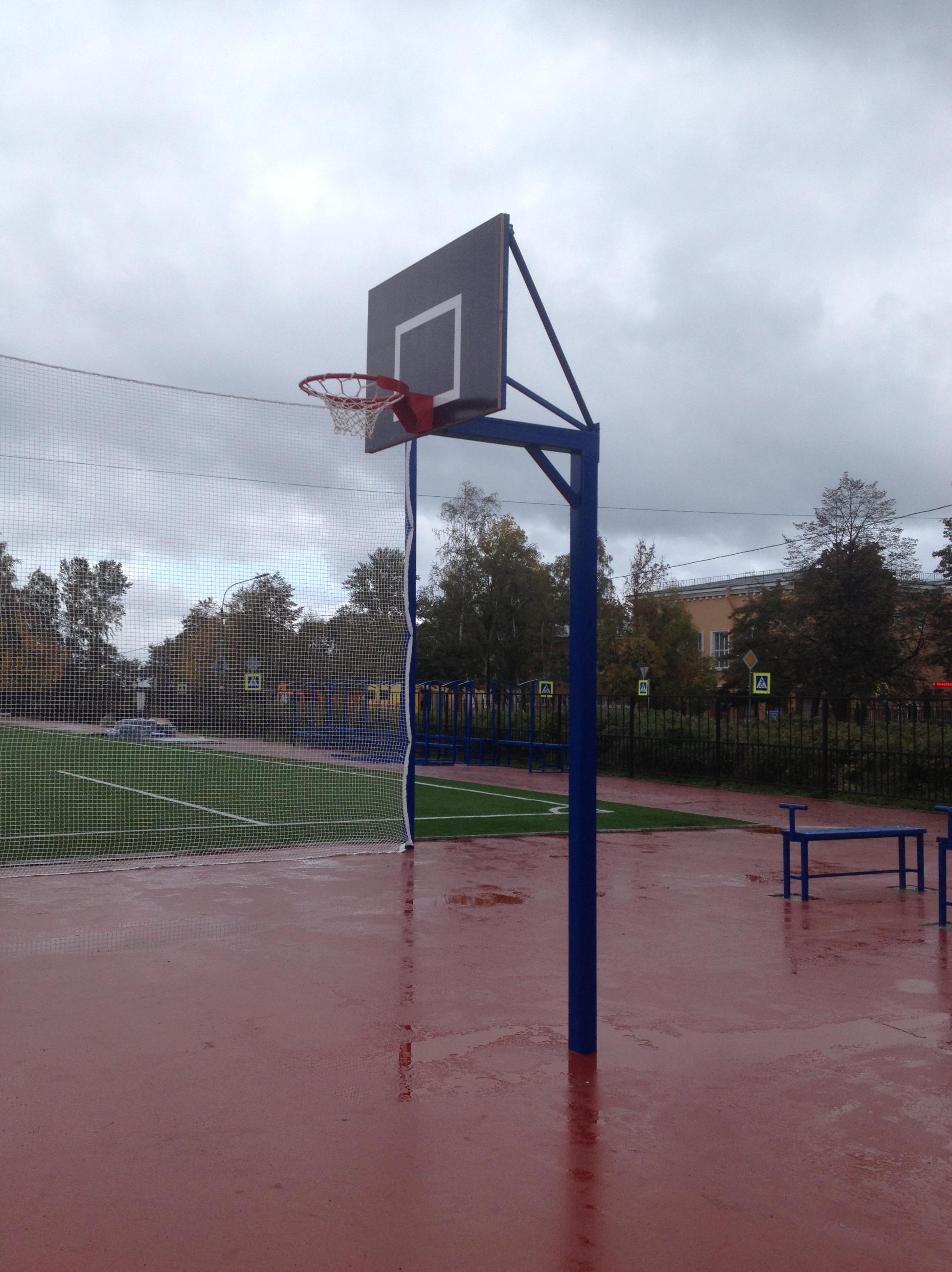 Стойка баскетбольная для улицы 80х80 мм.